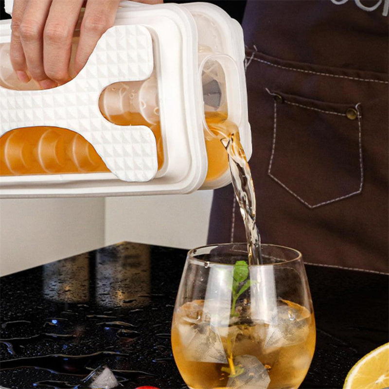 2-in-1 Ice Cube Tray & Water Bottle