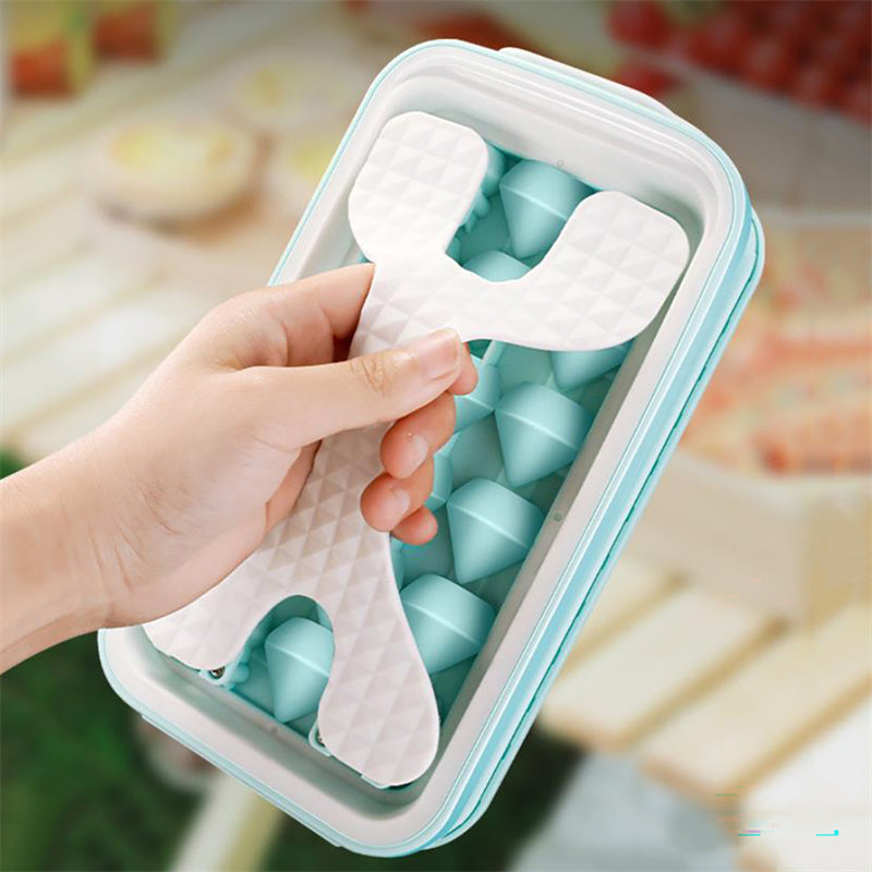 2-in-1 Ice Cube Tray & Water Bottle